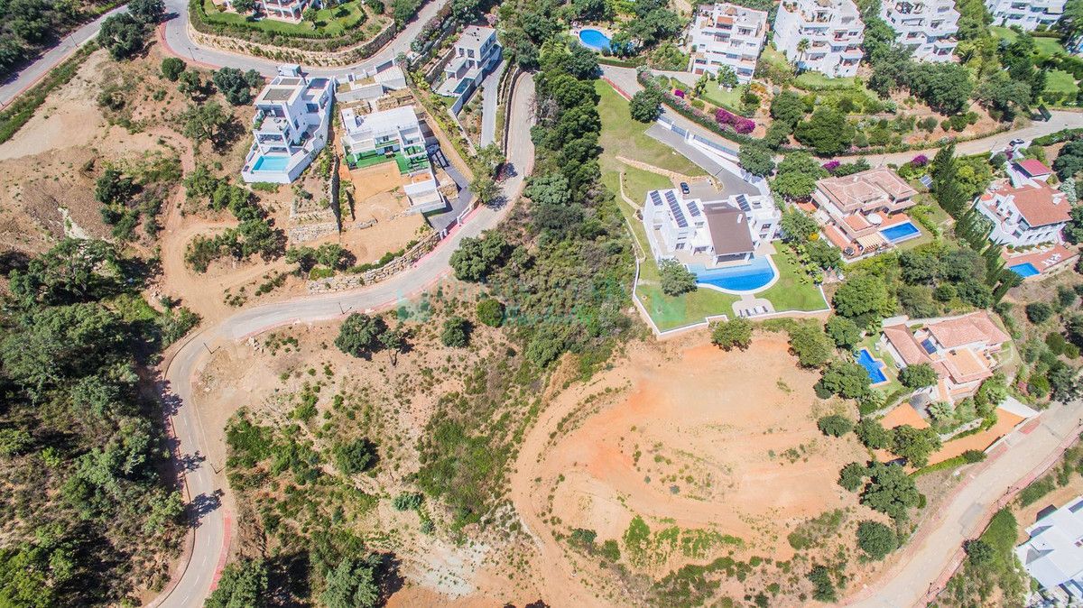 Residential Plot for sale in La Mairena, Marbella East