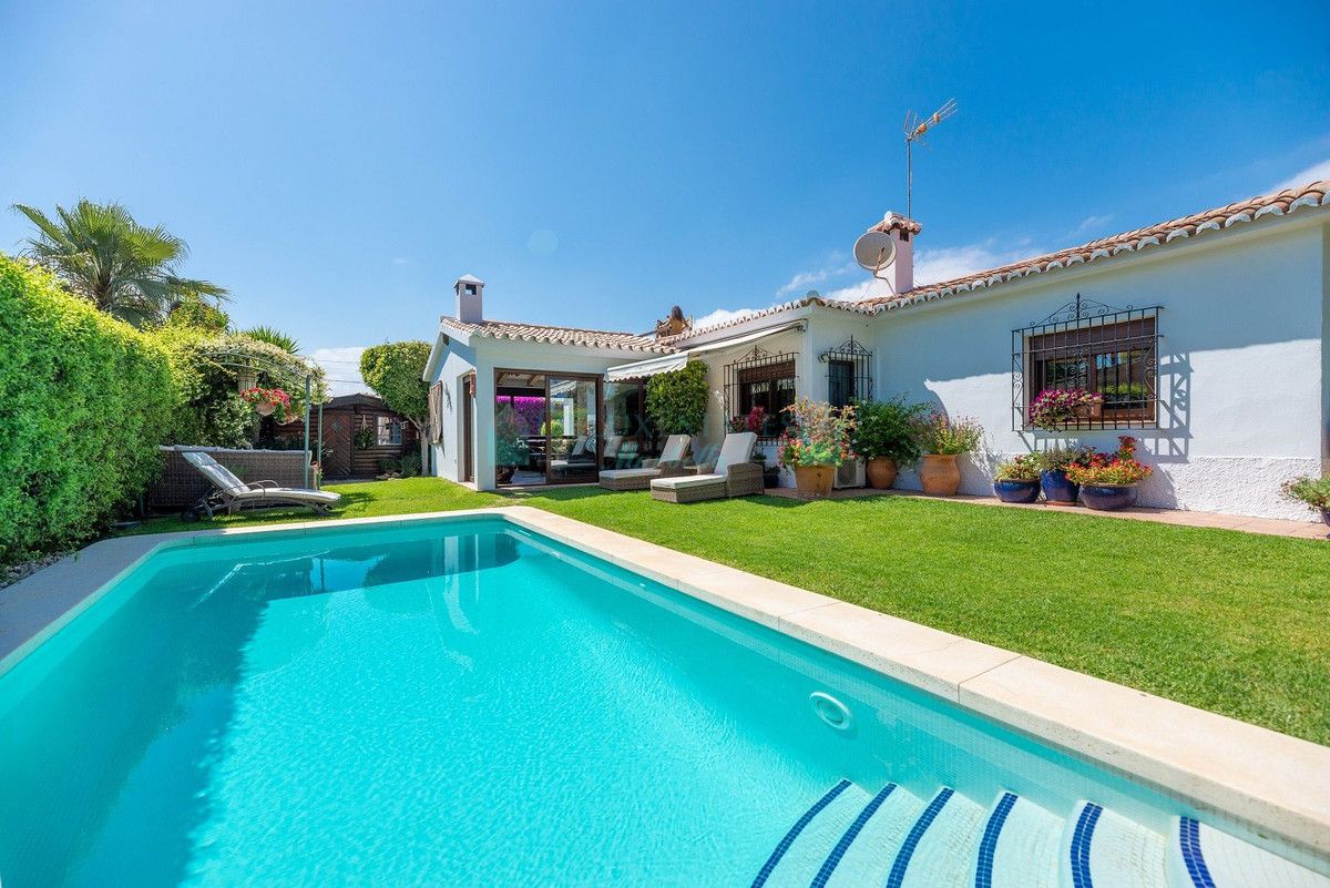 Villa for sale in San Pedro de Alcantara