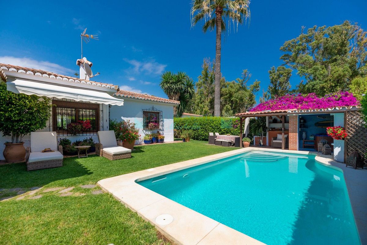 Villa for sale in San Pedro de Alcantara