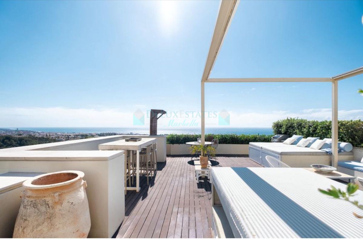 Penthouse for rent in Sierra Blanca, Marbella Golden Mile