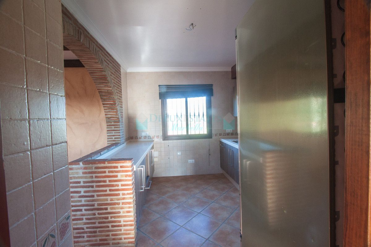 Finca en venta en Estepona