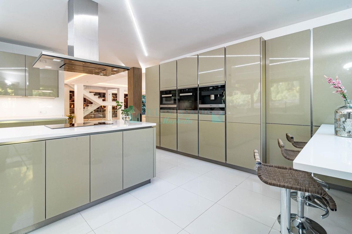 Villa for rent in Marbella