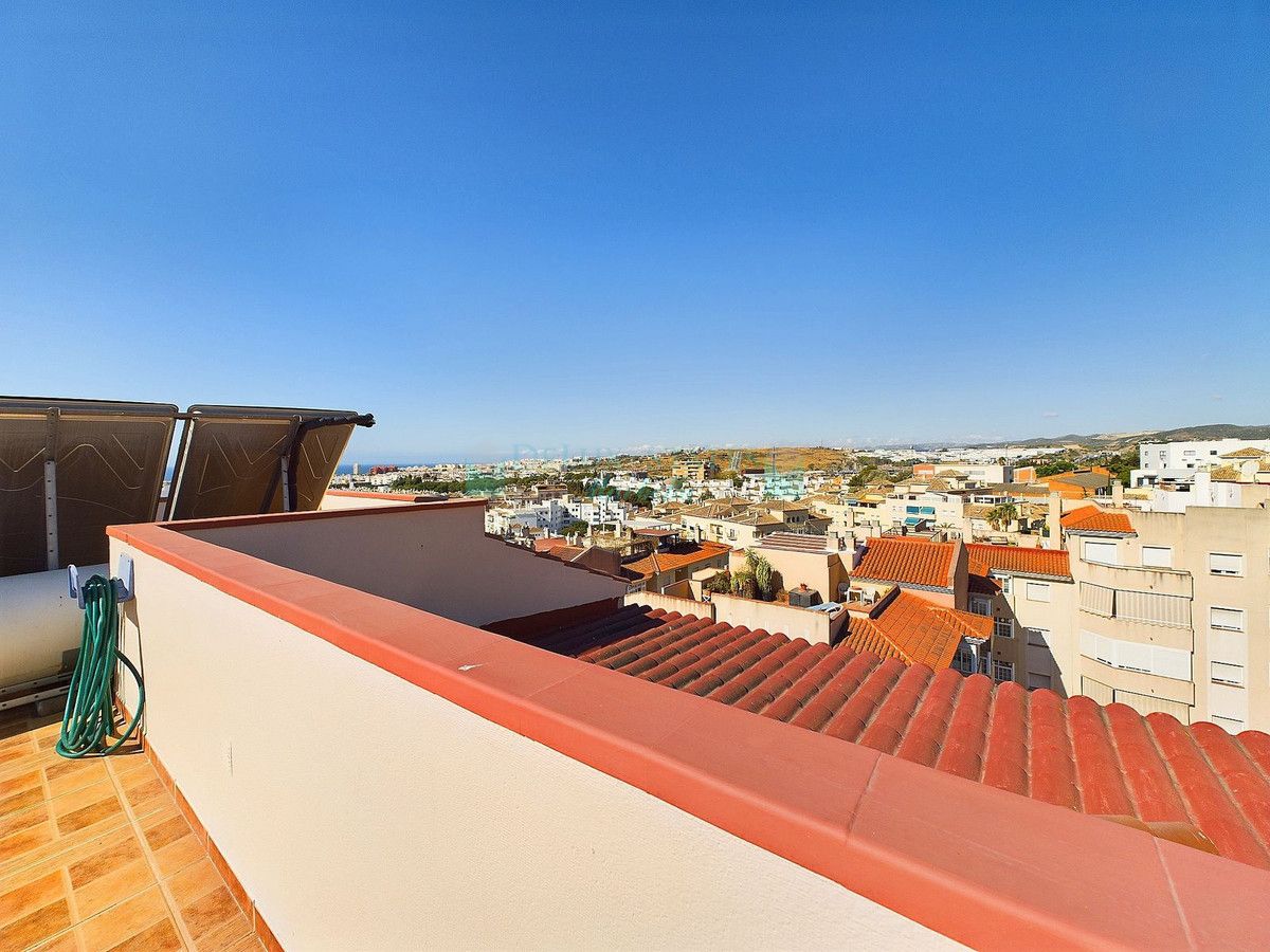 Penthouse for sale in Estepona