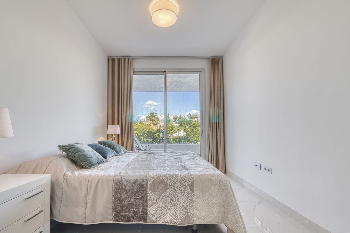 Apartamento en venta en Estepona