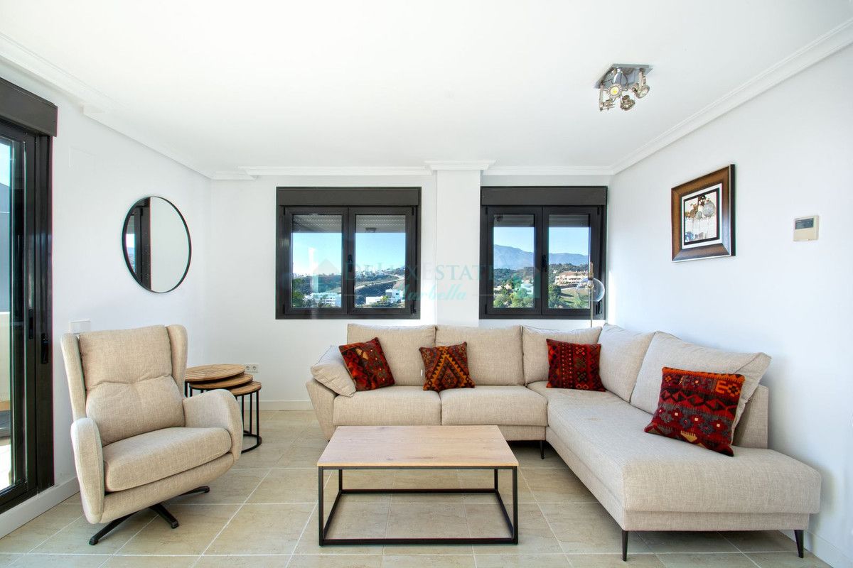 Penthouse for sale in Selwo, Estepona