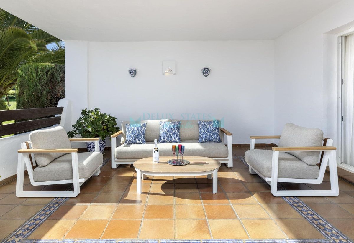 Ground Floor Apartment for sale in Selwo, Estepona