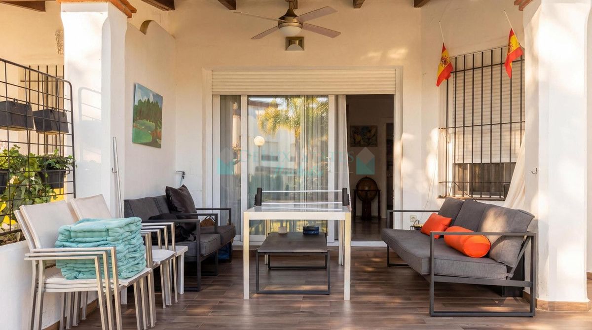 Town House for sale in Nueva Andalucia