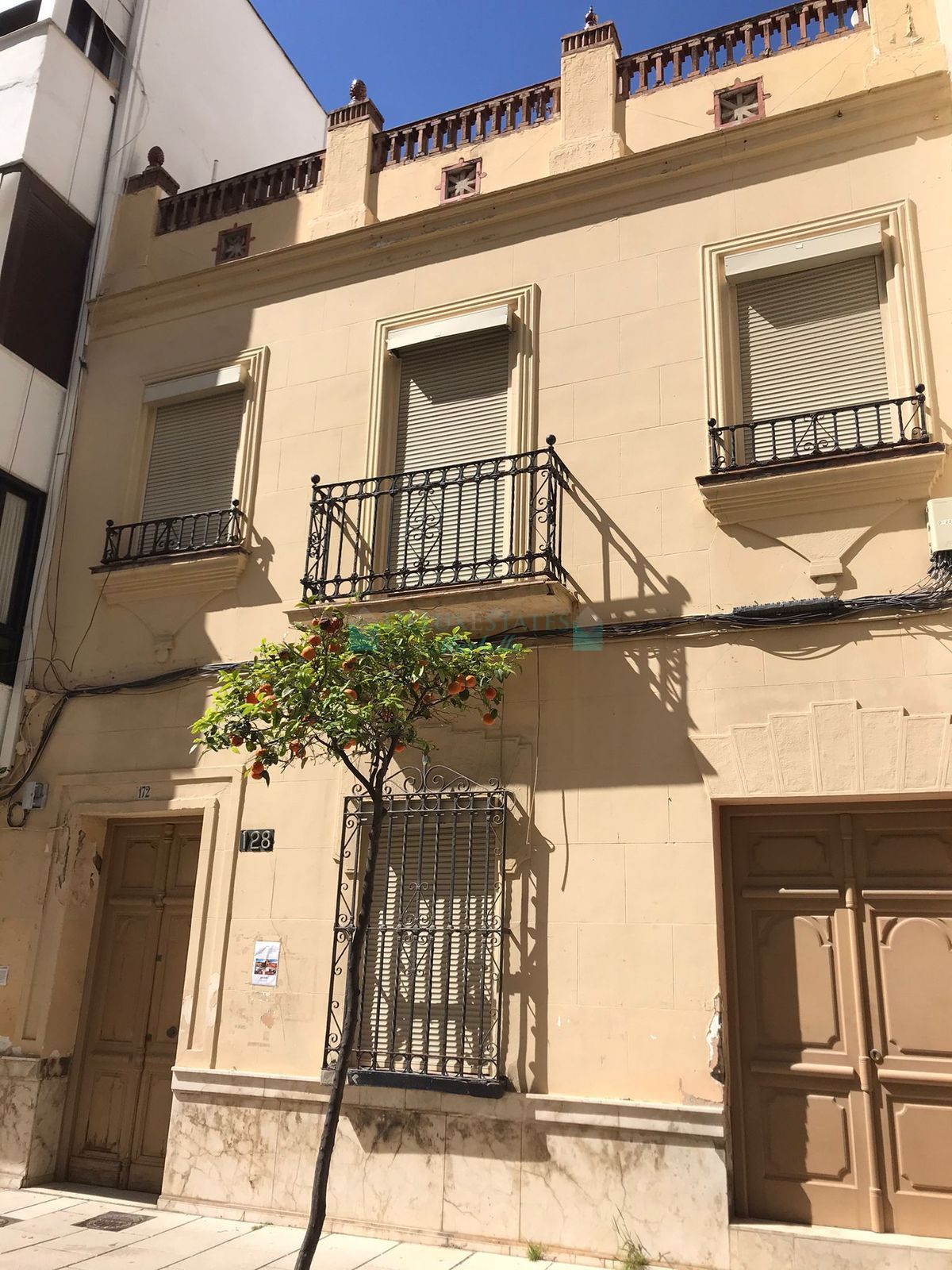 Town House for sale in Estepona