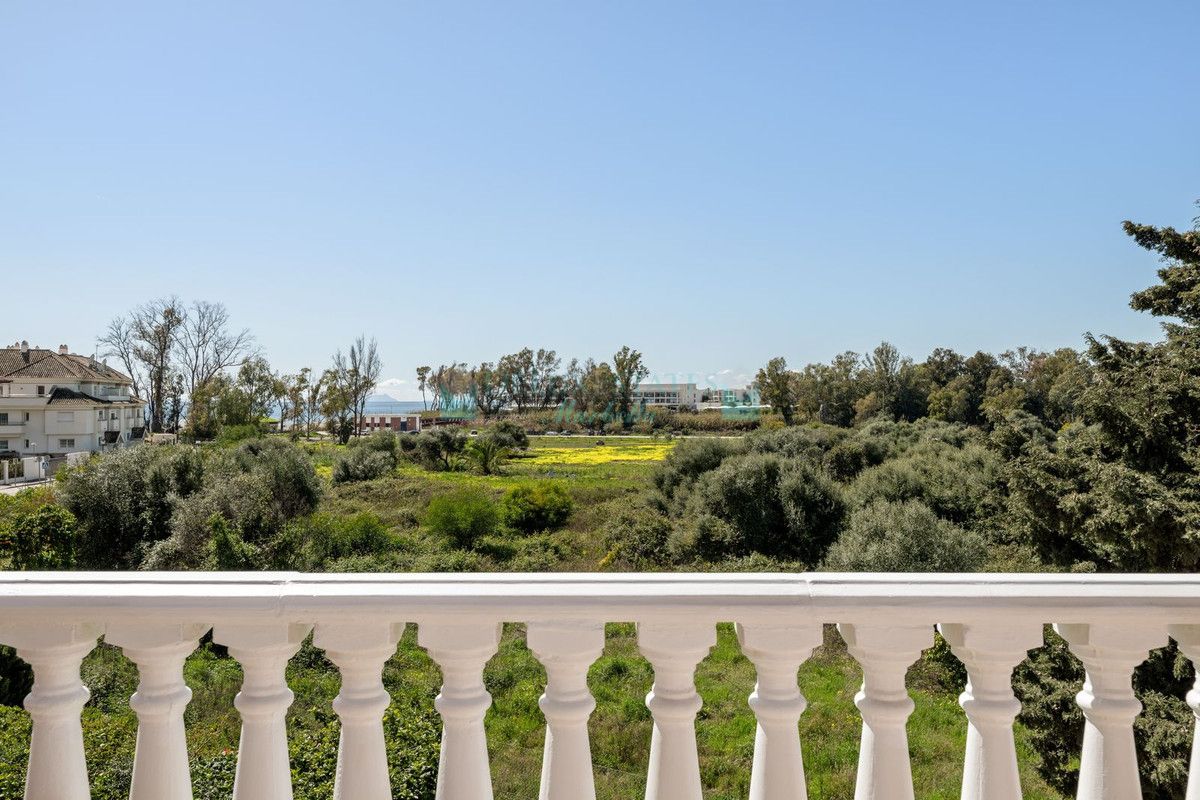 Penthouse for sale in Estepona