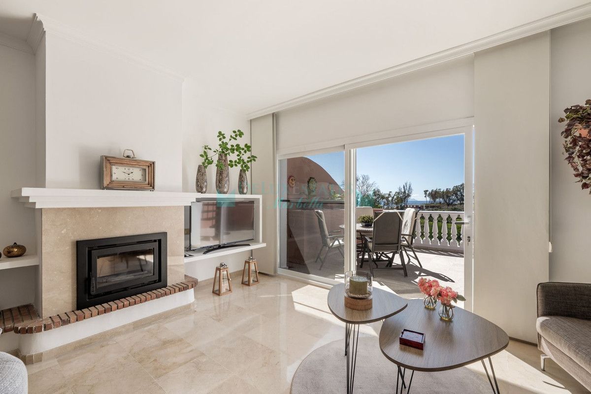 Penthouse for sale in Estepona