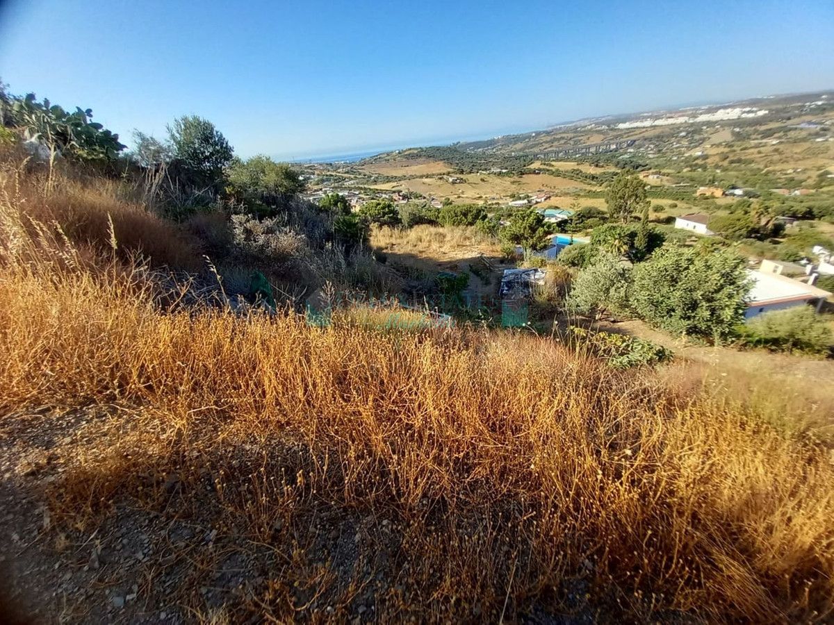 Plot for sale in Estepona