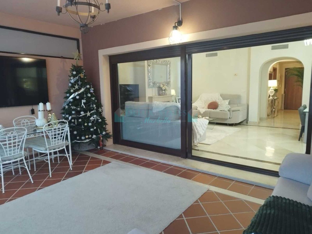 Town House for sale in Estepona