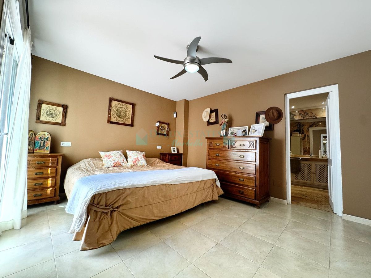 Ground Floor Apartment for sale in Nueva Andalucia