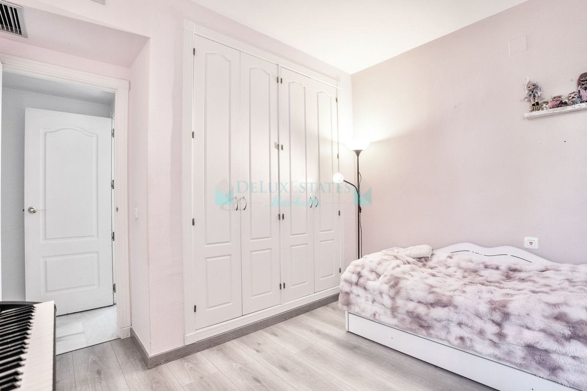 Apartment for sale in Nueva Andalucia