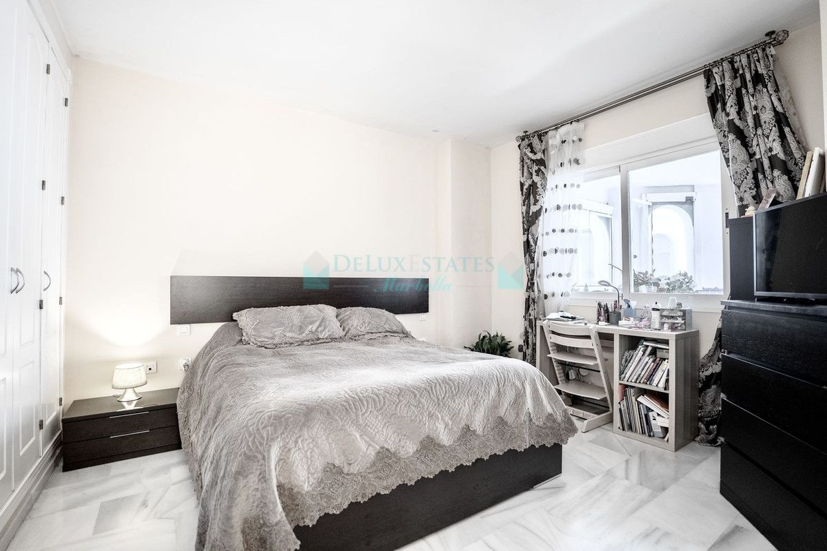 Apartment for sale in Nueva Andalucia