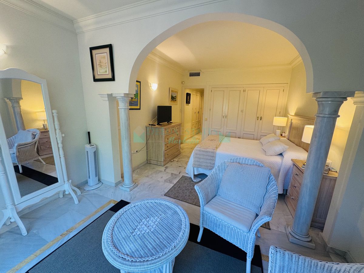 Apartamento en venta en Nueva Andalucia