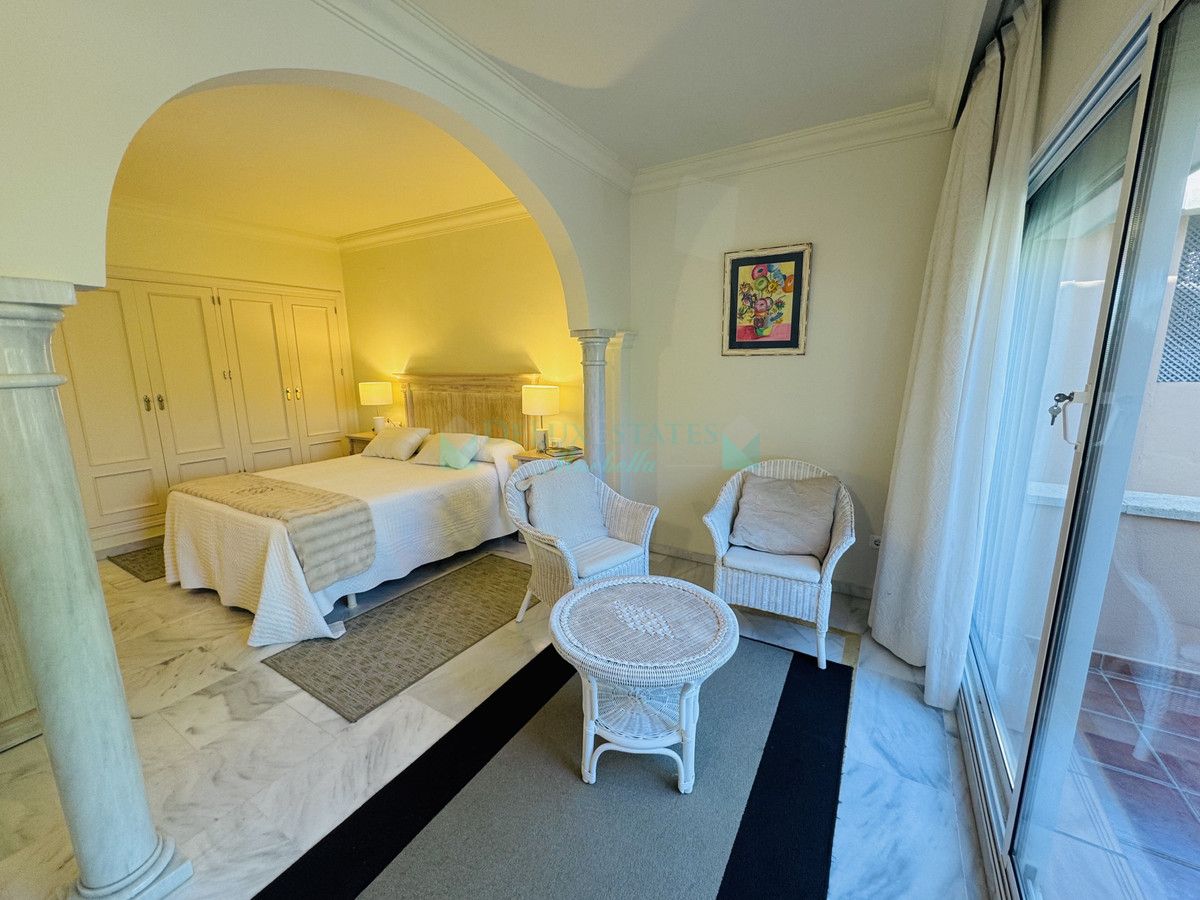 Apartamento en venta en Nueva Andalucia