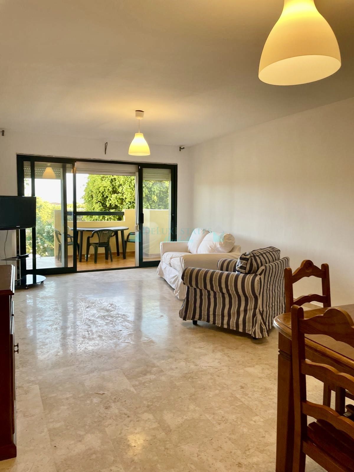 Apartamento Planta Baja en venta en Selwo, Estepona