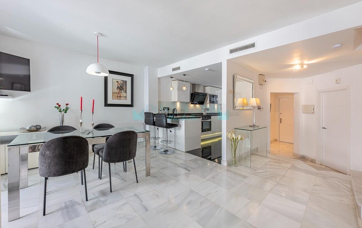 Town House for rent in Nueva Andalucia