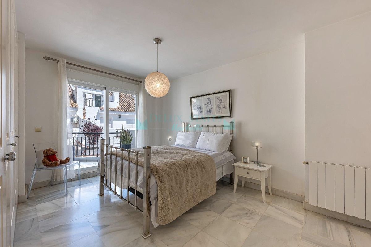 Town House for rent in Nueva Andalucia