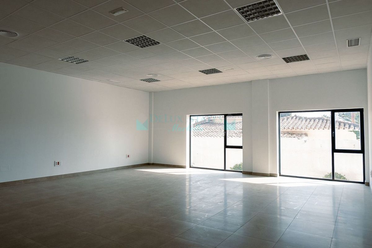 Office for rent in Estepona