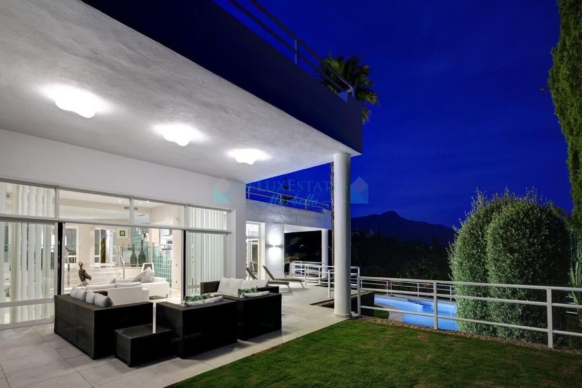 Villa for rent in La Quinta, Benahavis