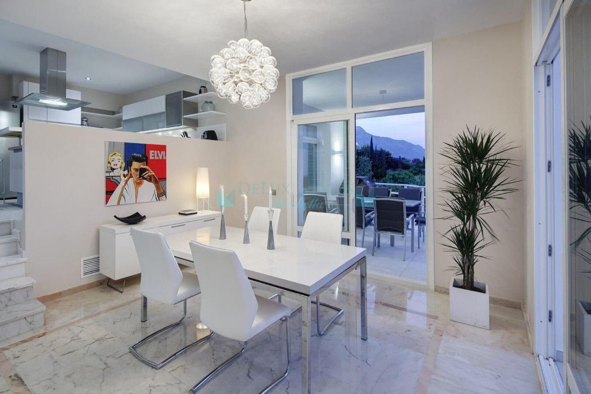 Villa for rent in La Quinta, Benahavis