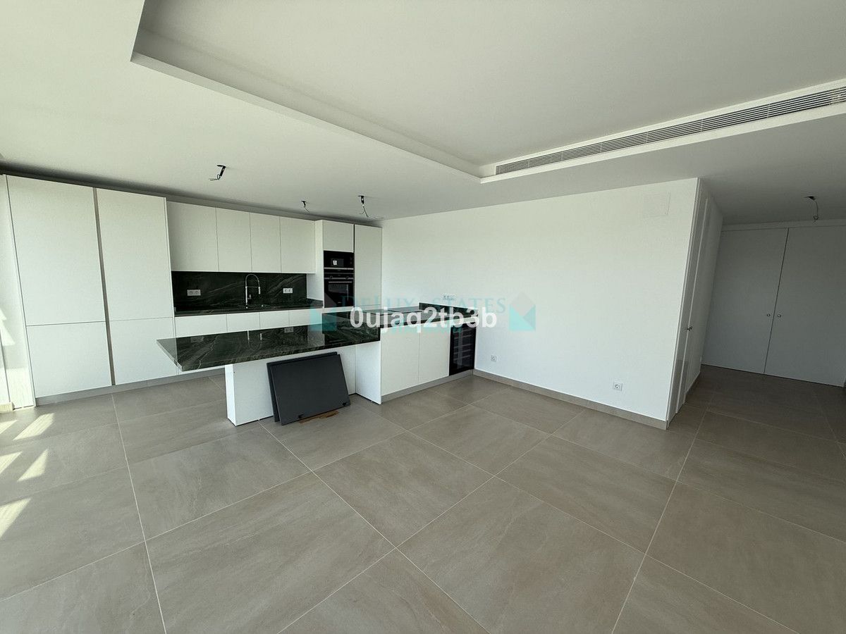 Penthouse for sale in Estepona