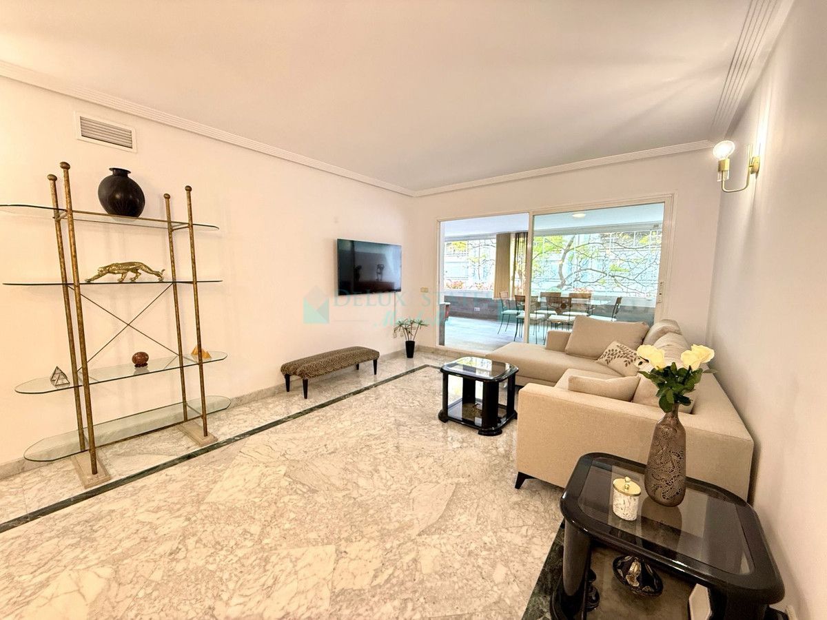 Apartment for rent in Marbella - Puerto Banus