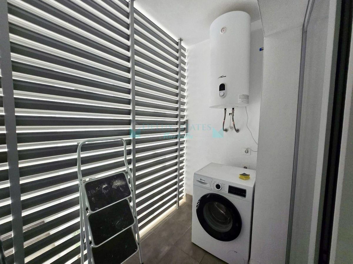 Apartment for rent in La Campana, Nueva Andalucia