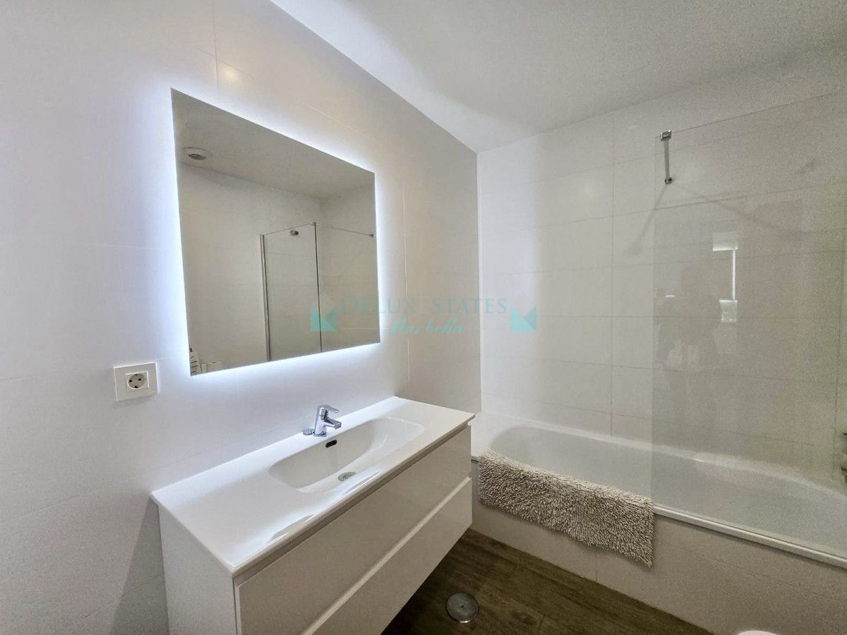 Apartment for rent in La Campana, Nueva Andalucia