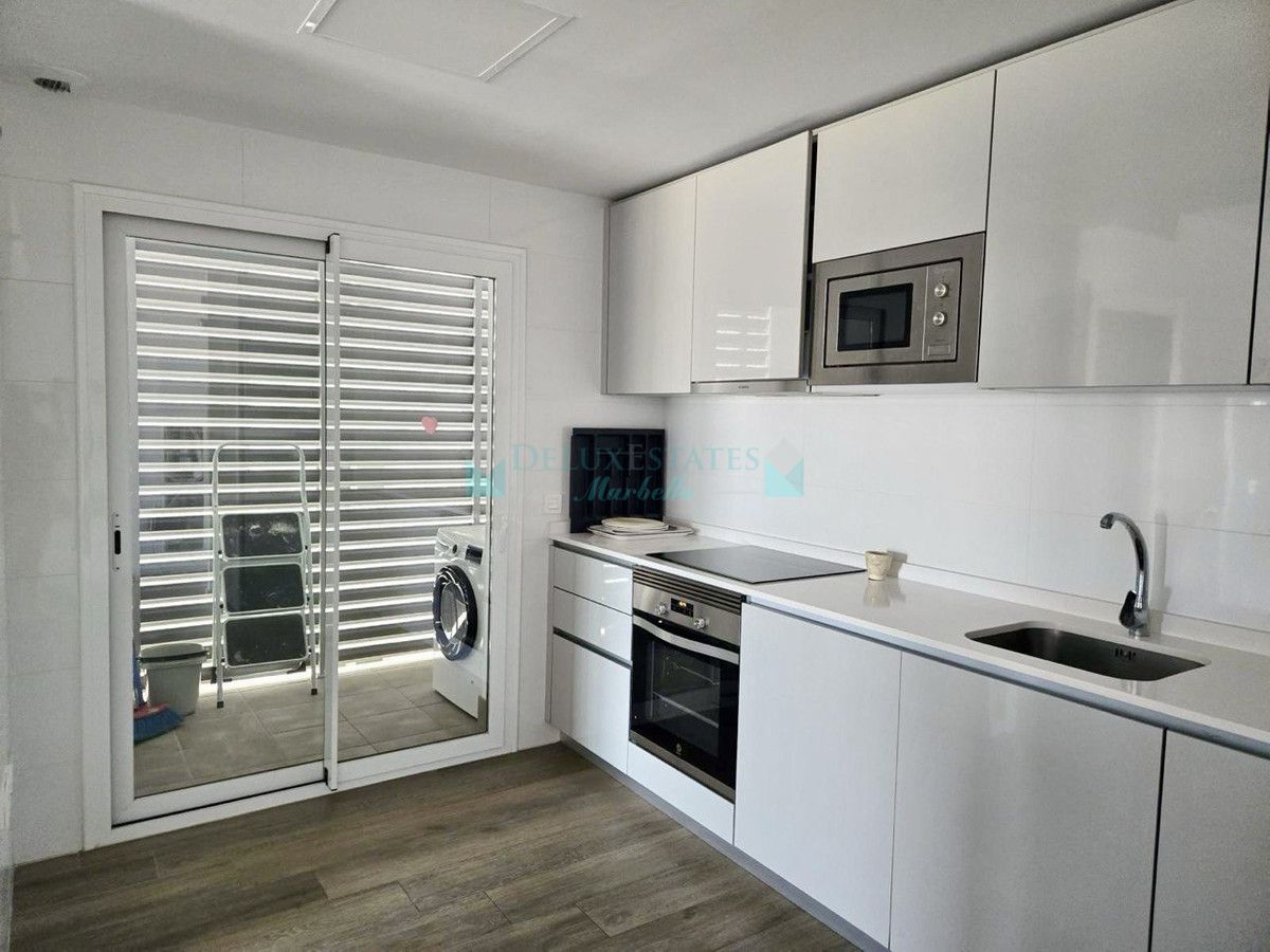 Apartment for rent in La Campana, Nueva Andalucia