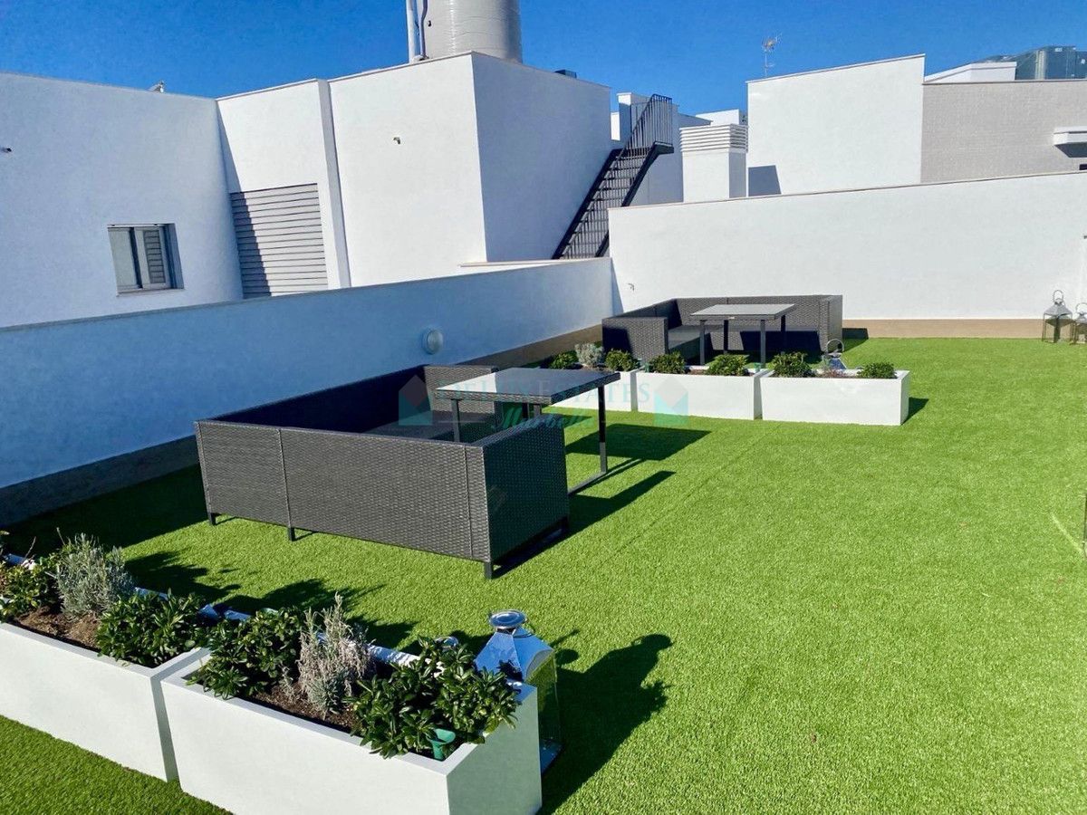 Apartment for rent in La Campana, Nueva Andalucia