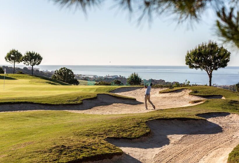 Parcela en venta en Valle Romano, Estepona