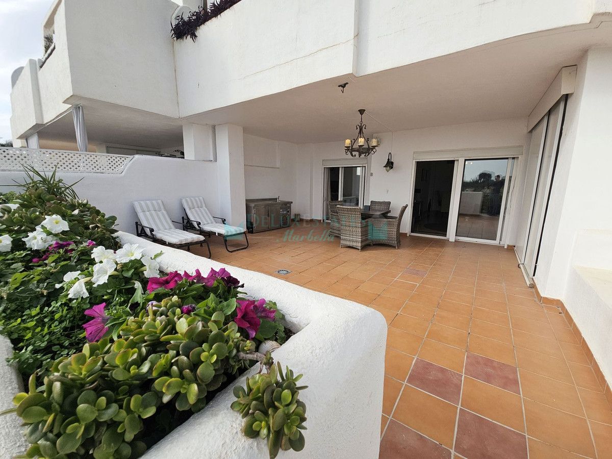 Ground Floor Apartment for sale in Selwo, Estepona