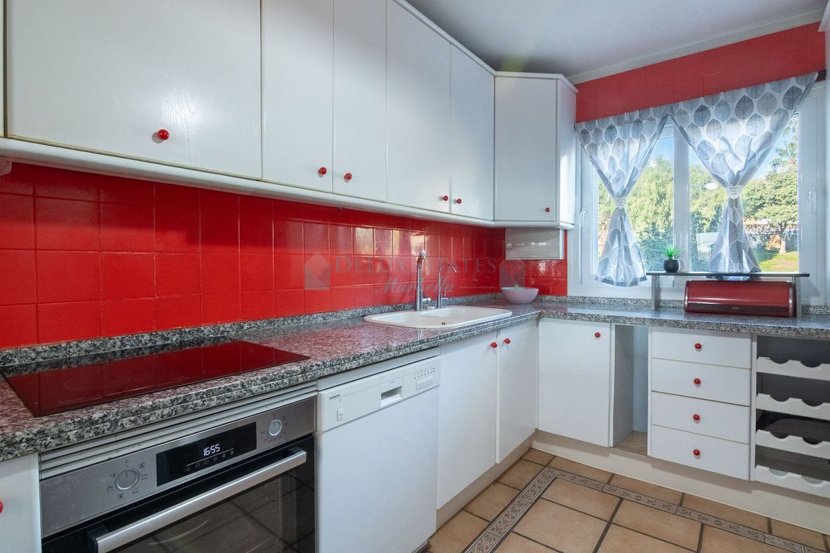 Adosado en venta en Estepona