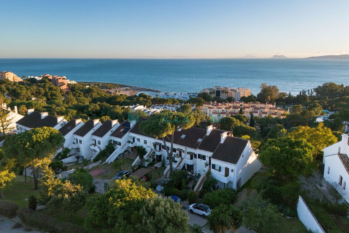 Adosado en venta en Estepona