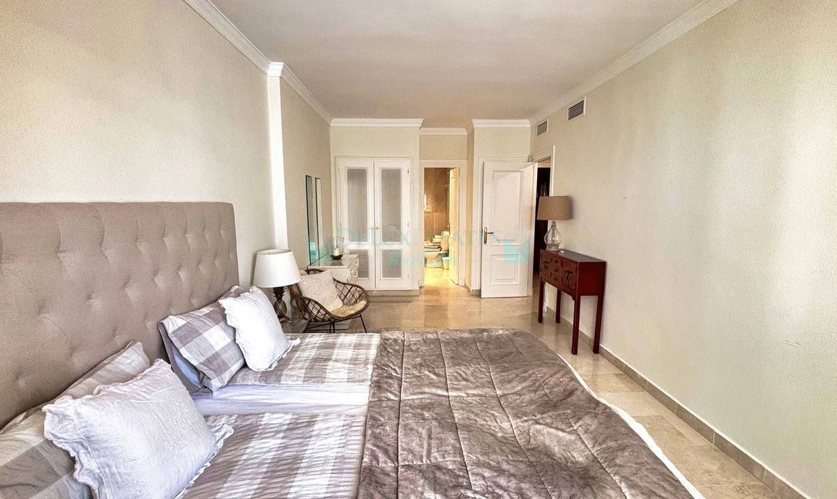 Apartment for rent in Aloha, Nueva Andalucia