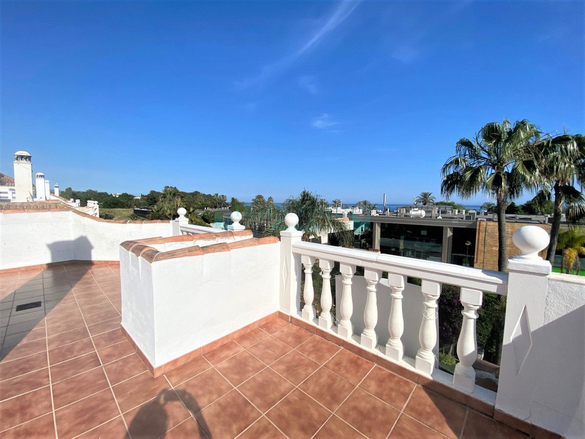 Villa for rent in Marbella Golden Mile
