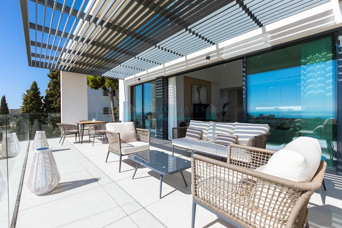 Penthouse for sale in La Quinta, Benahavis