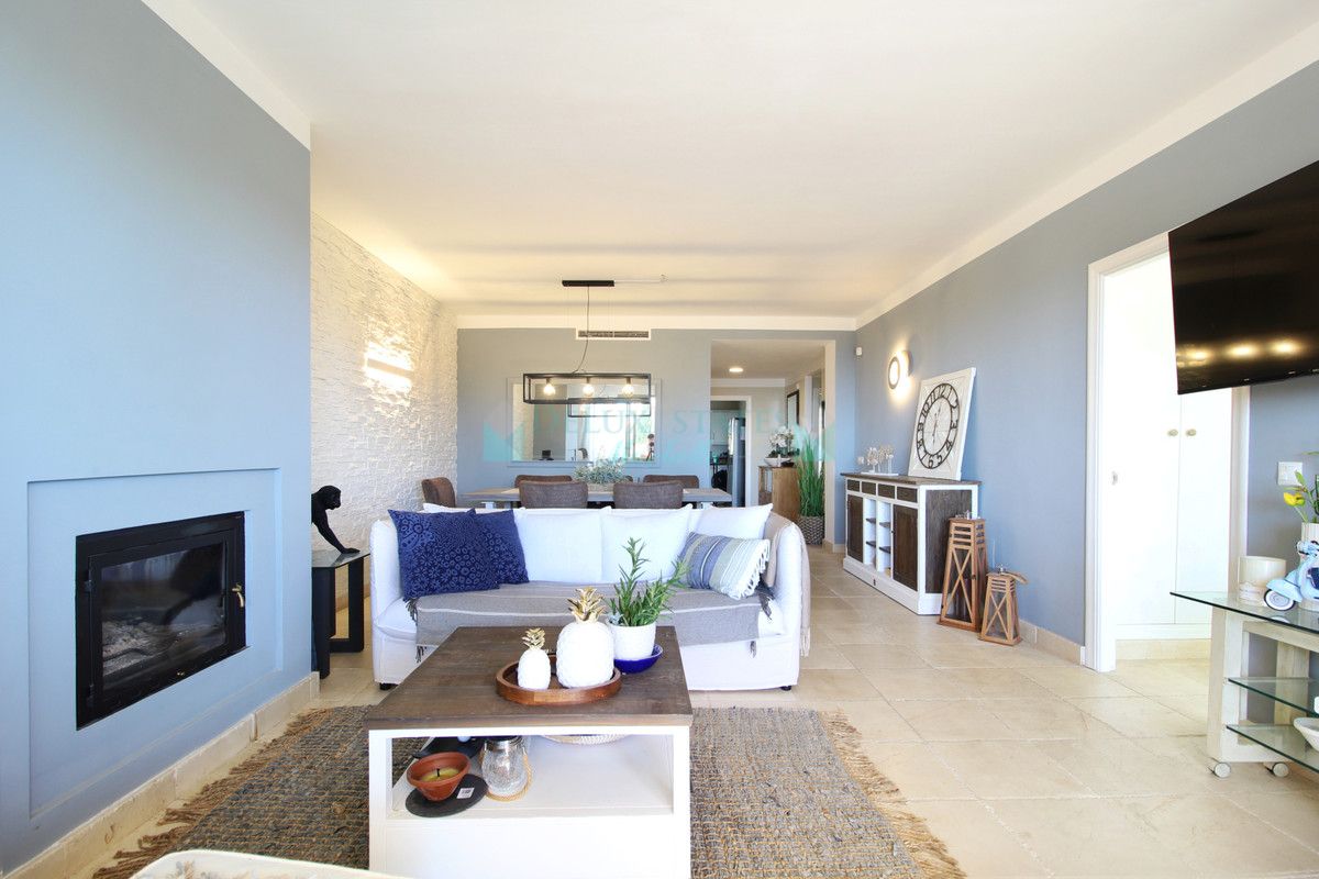 Apartamento en venta en Los Flamingos, Benahavis