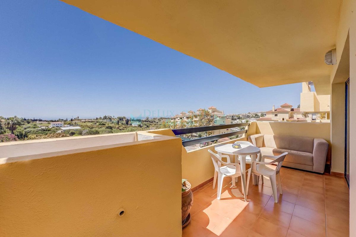 Apartment for sale in Estepona