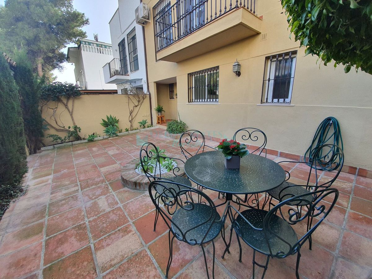 Town House for rent in Nueva Andalucia