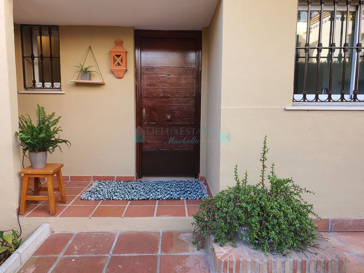 Town House for rent in Nueva Andalucia