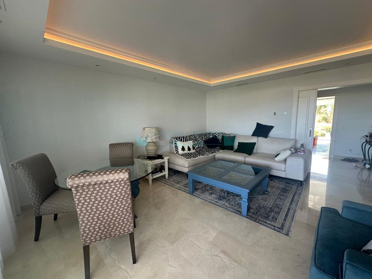 Apartment for rent in Nueva Andalucia