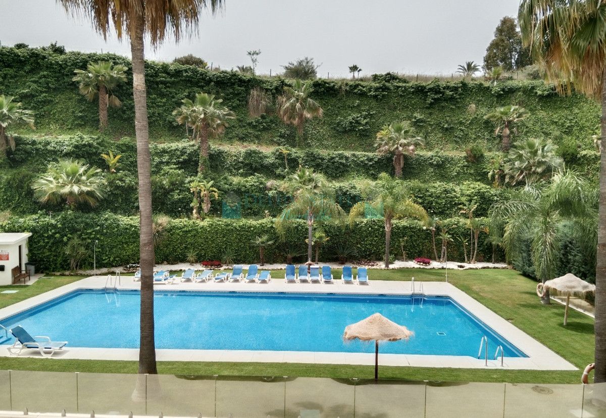 Apartment for rent in Nueva Andalucia