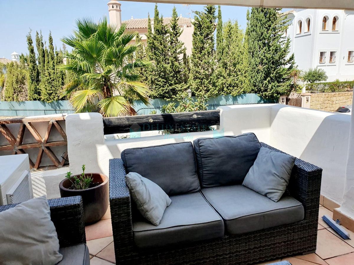 Apartamento en venta en Estepona