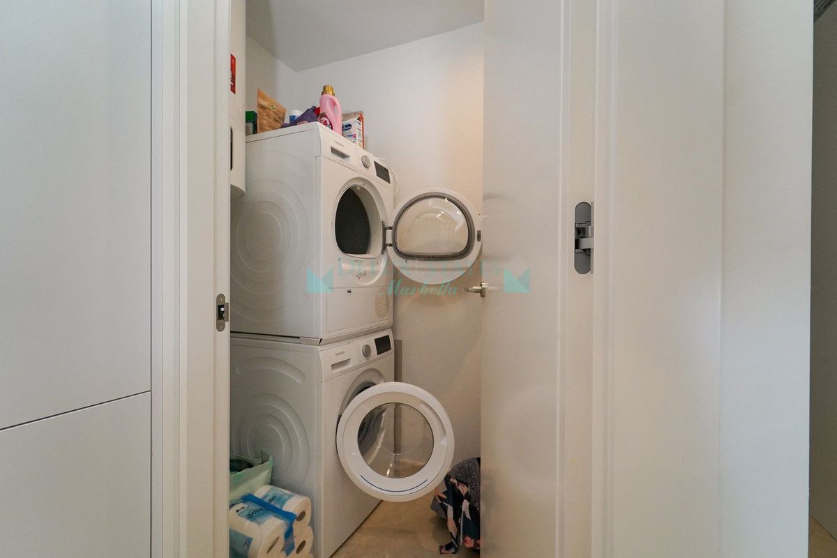 Ground Floor Apartment for rent in Cabopino, Marbella East