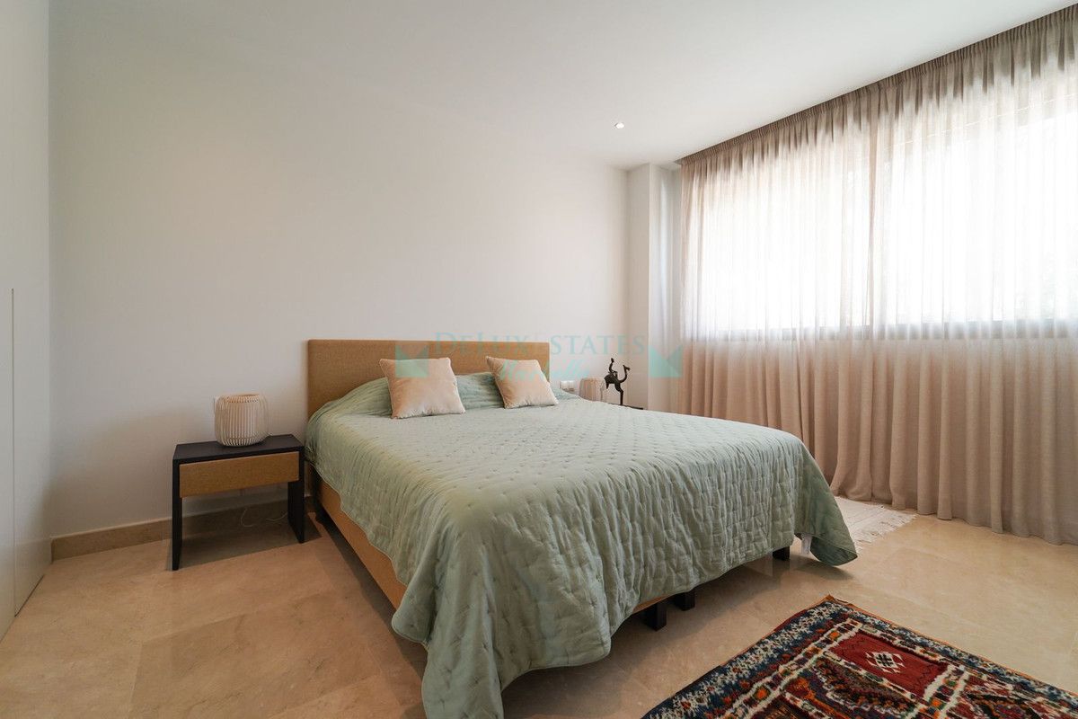 Ground Floor Apartment for rent in Cabopino, Marbella East