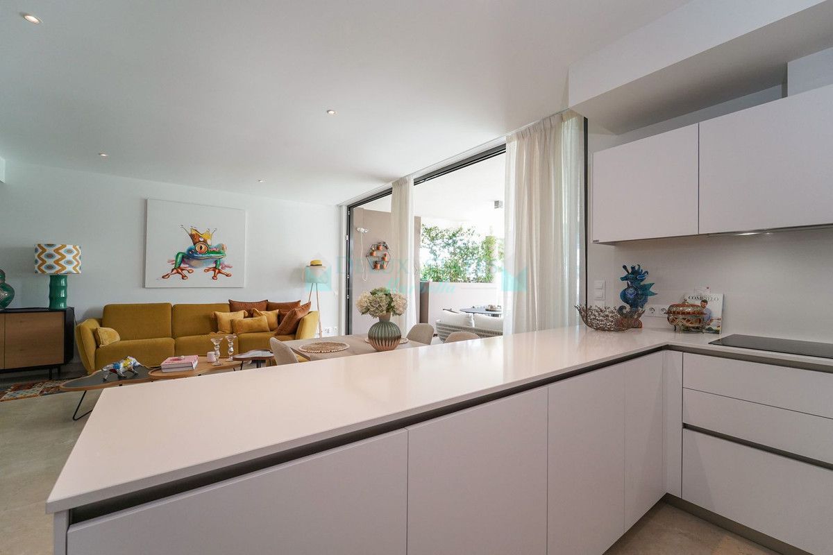 Ground Floor Apartment for rent in Cabopino, Marbella East